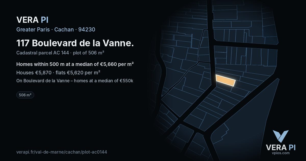 117 Boulevard de la Vanne, Cachan at night – the plot lit, the parcels around coloured by the prices near them