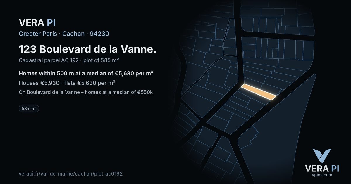 123 Boulevard de la Vanne, Cachan at night – the plot lit, the parcels around coloured by the prices near them