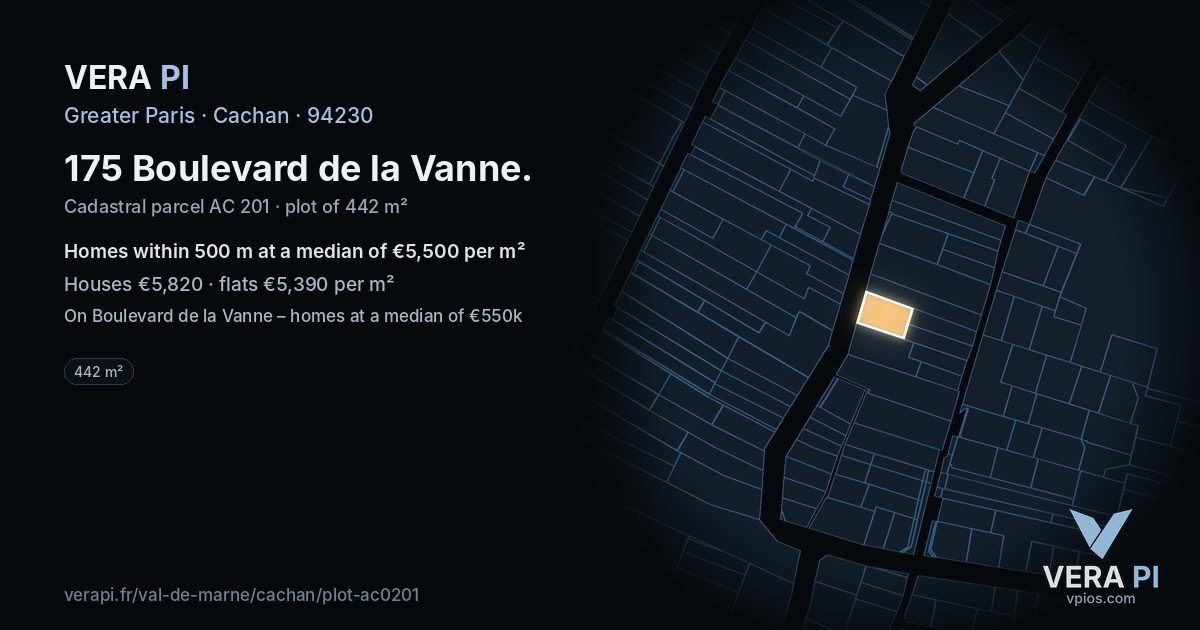 175 Boulevard de la Vanne, Cachan at night – the plot lit, the parcels around coloured by the prices near them
