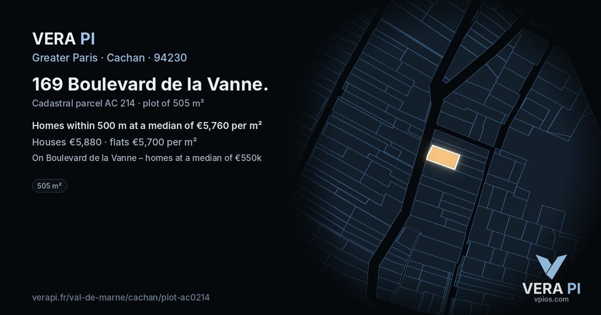 169 Boulevard de la Vanne, Cachan at night – the plot lit, the parcels around coloured by the prices near them
