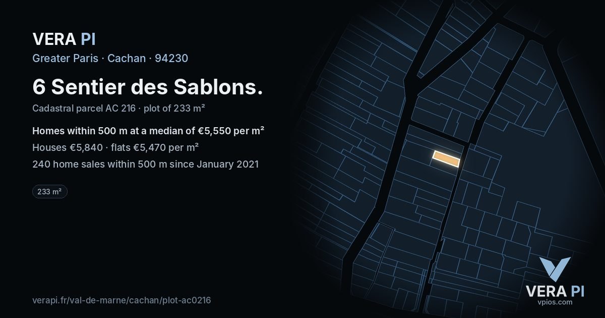 6 Sentier des Sablons, Cachan at night – the plot lit, the parcels around coloured by the prices near them