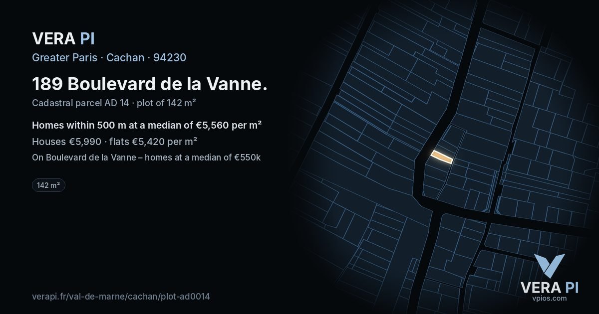 189 Boulevard de la Vanne, Cachan at night – the plot lit, the parcels around coloured by the prices near them