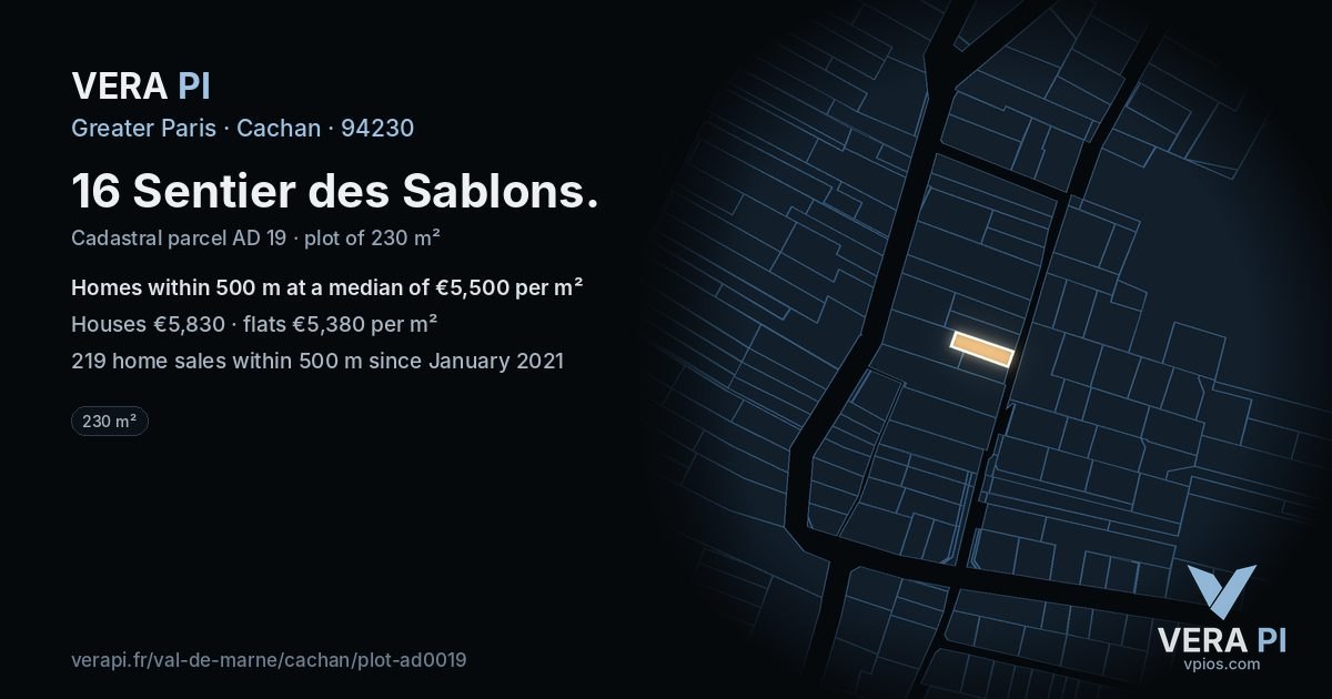 16 Sentier des Sablons, Cachan at night – the plot lit, the parcels around coloured by the prices near them