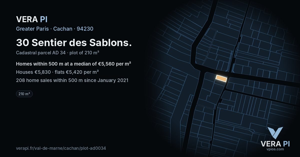 30 Sentier des Sablons, Cachan at night – the plot lit, the parcels around coloured by the prices near them