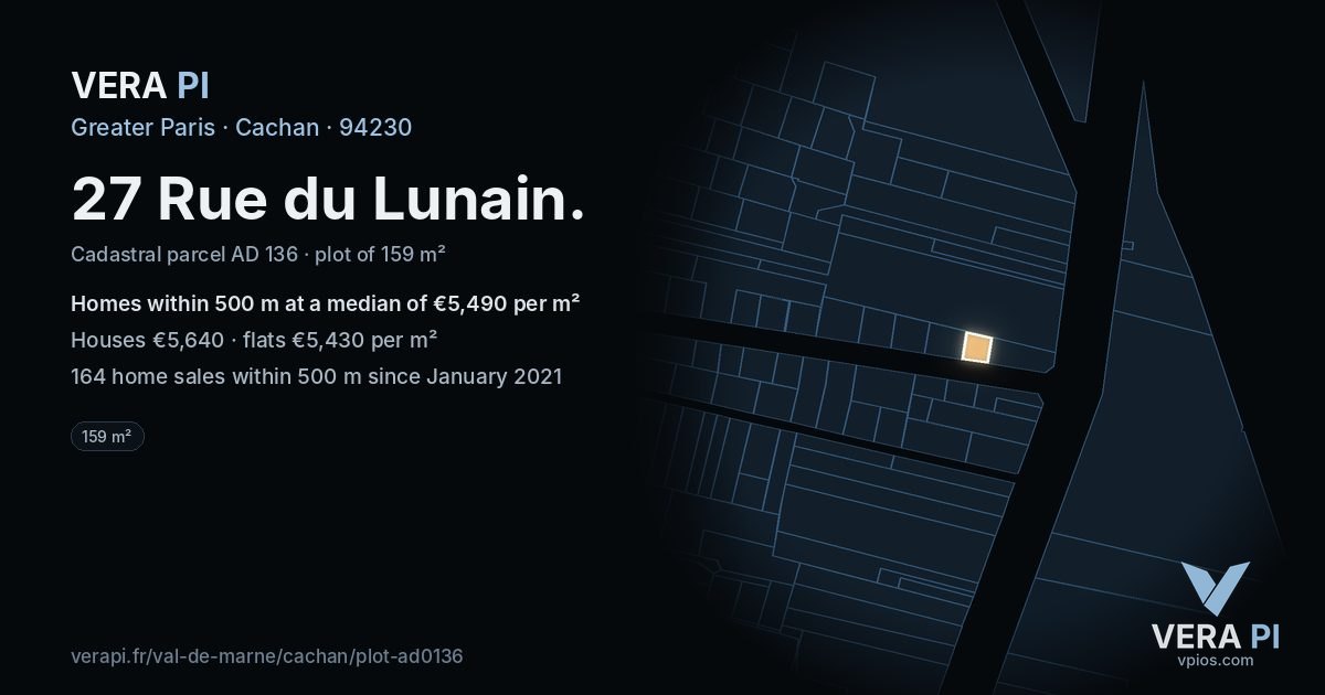 27 Rue du Lunain, Cachan at night – the plot lit, the parcels around coloured by the prices near them