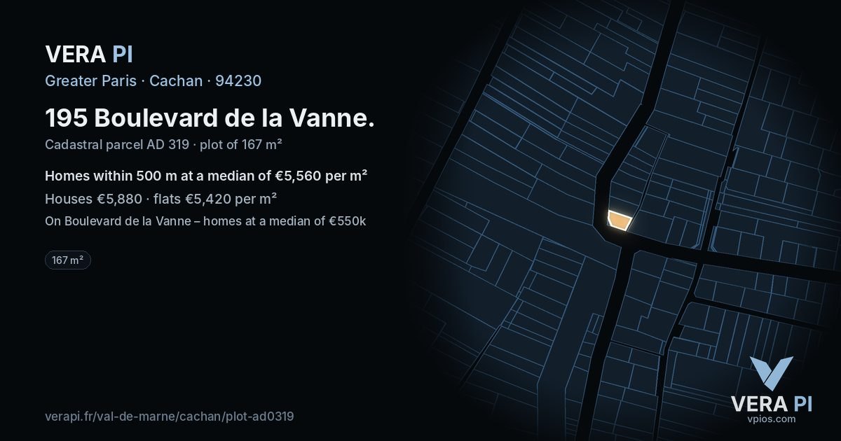195 Boulevard de la Vanne, Cachan at night – the plot lit, the parcels around coloured by the prices near them