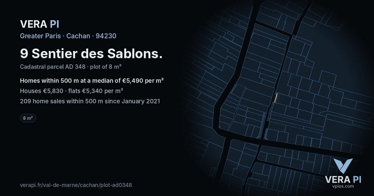 9 Sentier des Sablons, Cachan at night – the plot lit, the parcels around coloured by the prices near them