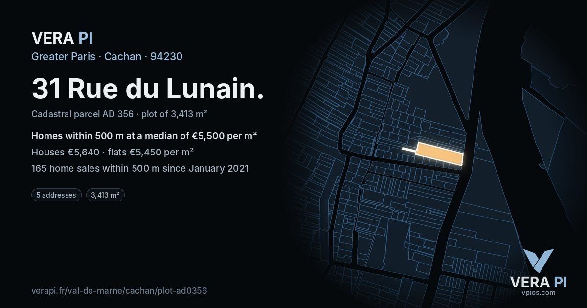 31 Rue du Lunain, Cachan at night – the plot lit, the parcels around coloured by the prices near them