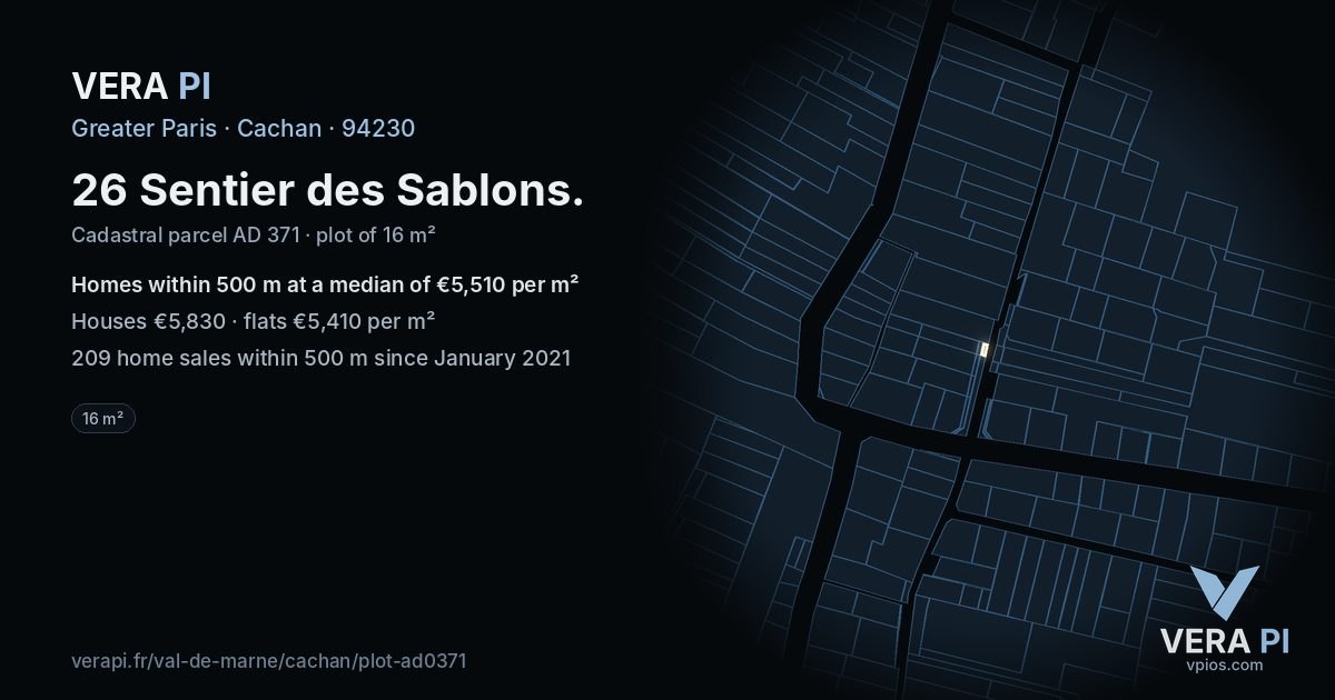 26 Sentier des Sablons, Cachan at night – the plot lit, the parcels around coloured by the prices near them