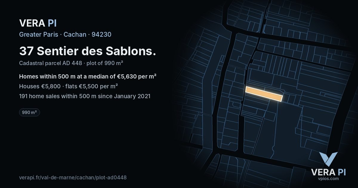 37 Sentier des Sablons, Cachan at night – the plot lit, the parcels around coloured by the prices near them