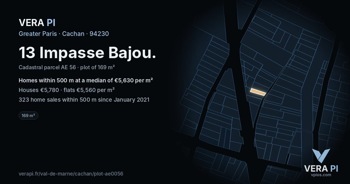13 Impasse Bajou, Cachan at night – the plot lit, the parcels around coloured by the prices near them