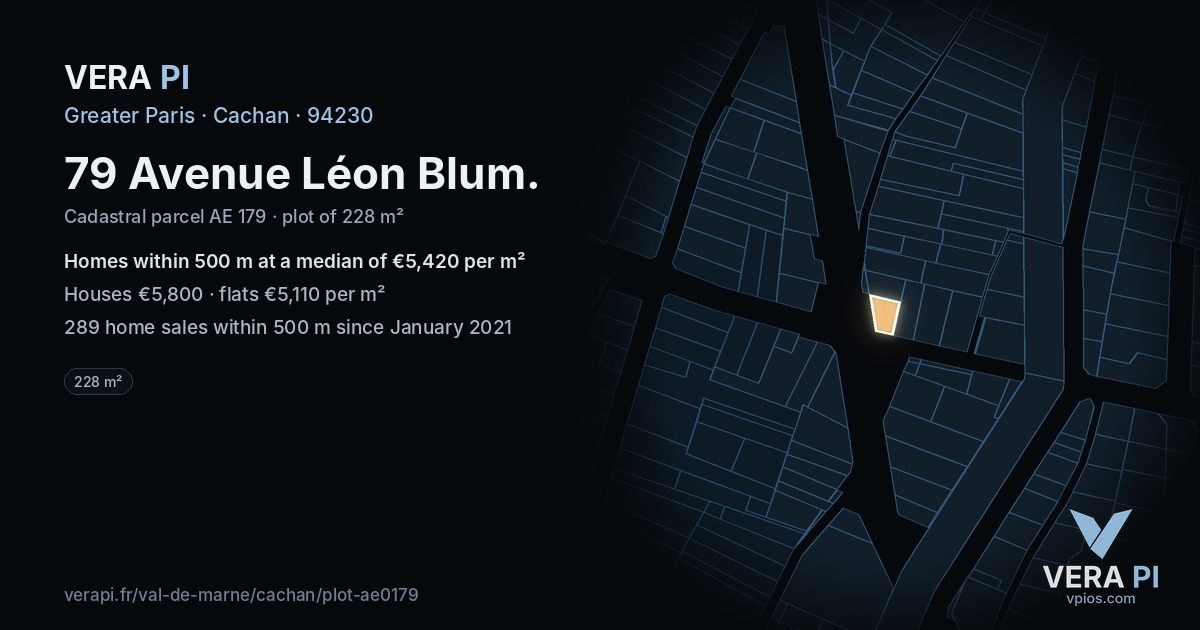79 Avenue Léon Blum, Cachan at night – the plot lit, the parcels around coloured by the prices near them