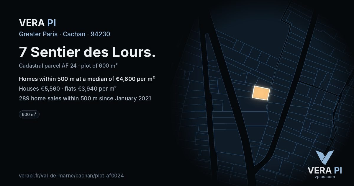 7 Sentier des Lours, Cachan at night – the plot lit, the parcels around coloured by the prices near them
