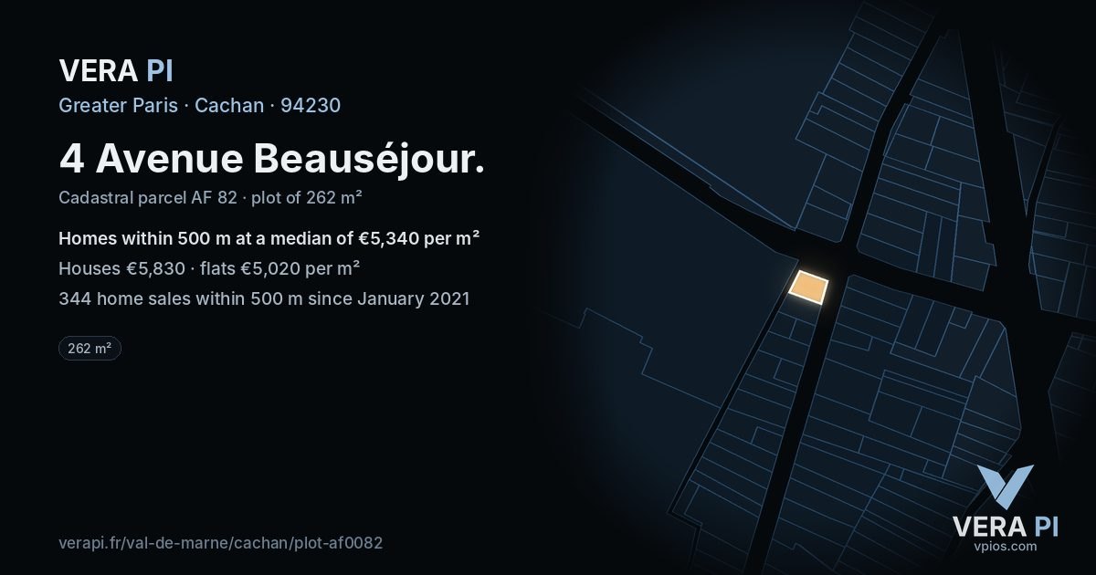 4 Avenue Beauséjour, Cachan at night – the plot lit, the parcels around coloured by the prices near them