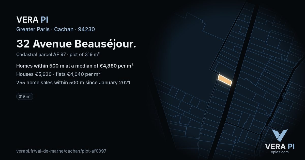 32 Avenue Beauséjour, Cachan at night – the plot lit, the parcels around coloured by the prices near them