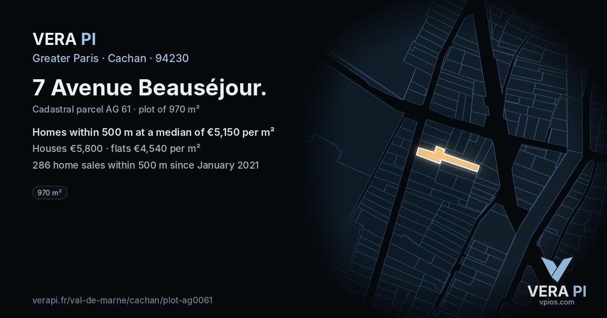 7 Avenue Beauséjour, Cachan at night – the plot lit, the parcels around coloured by the prices near them