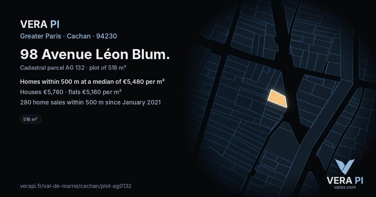 98 Avenue Léon Blum, Cachan at night – the plot lit, the parcels around coloured by the prices near them