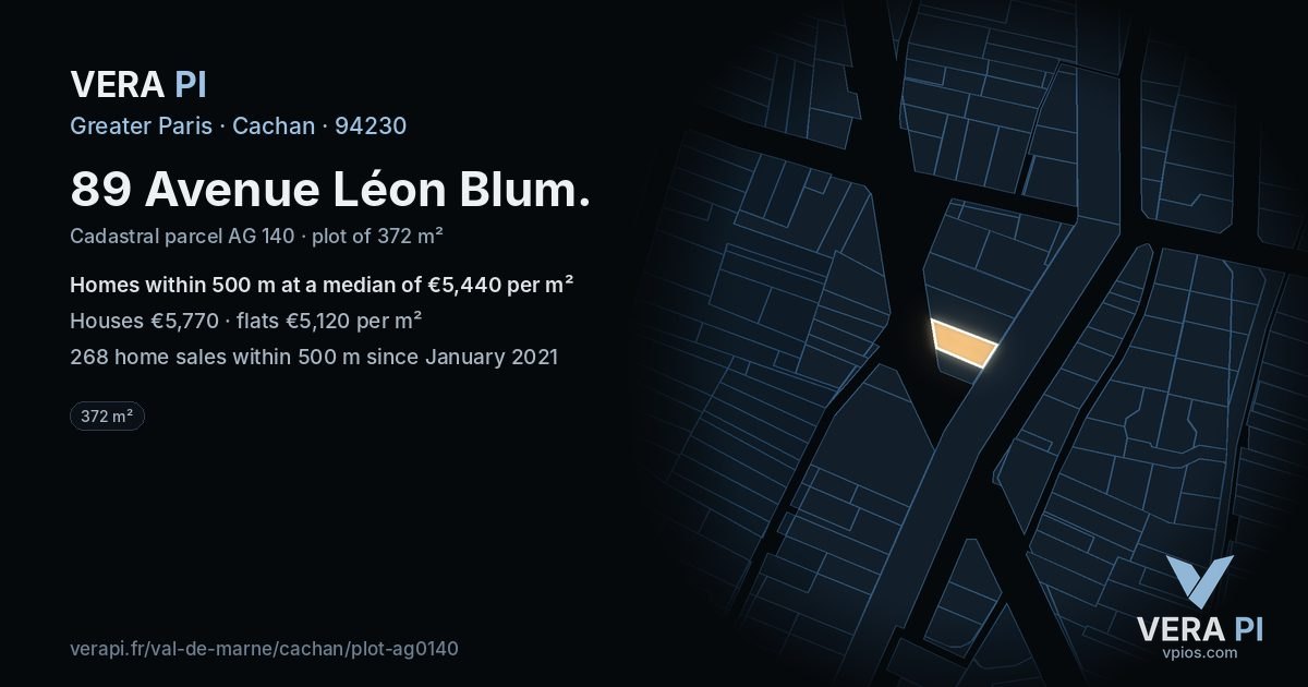 89 Avenue Léon Blum, Cachan at night – the plot lit, the parcels around coloured by the prices near them