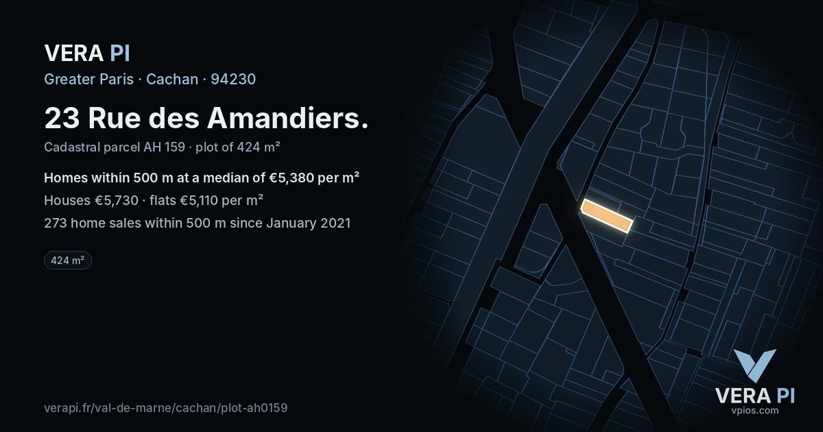 23 Rue des Amandiers, Cachan at night – the plot lit, the parcels around coloured by the prices near them