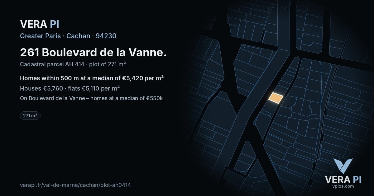 261 Boulevard de la Vanne, Cachan at night – the plot lit, the parcels around coloured by the prices near them