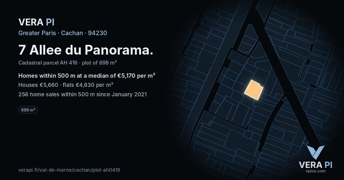 7 Allee du Panorama, Cachan at night – the plot lit, the parcels around coloured by the prices near them