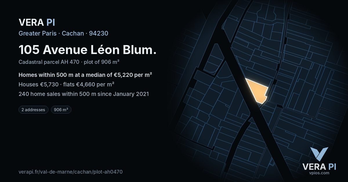 105 Avenue Léon Blum, Cachan at night – the plot lit, the parcels around coloured by the prices near them