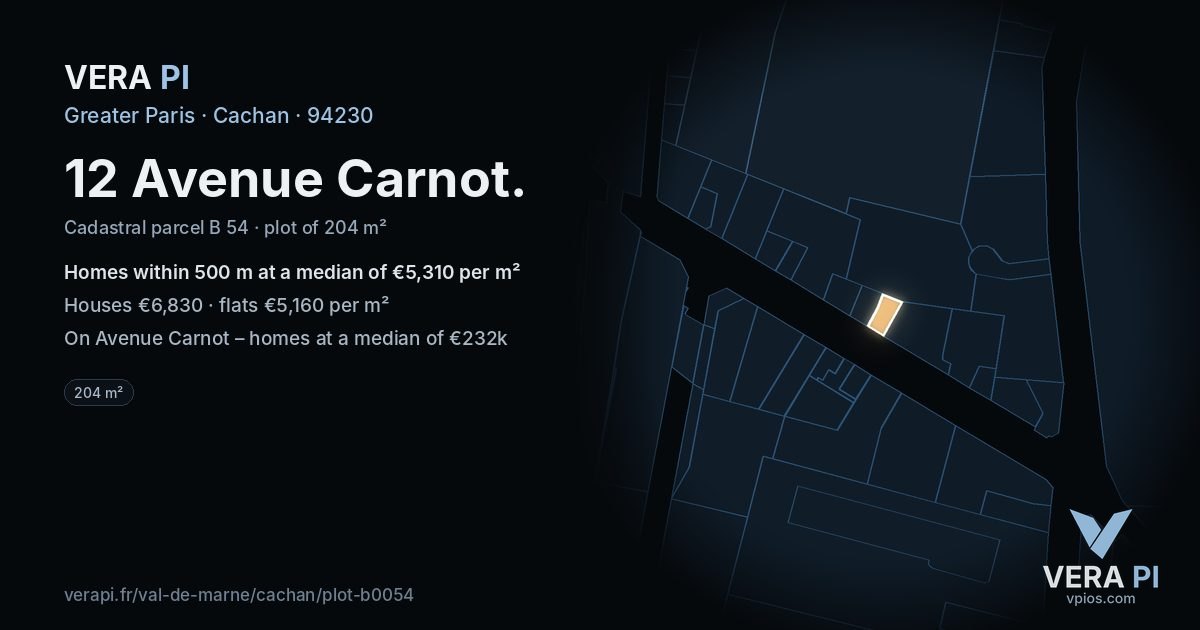 12 Avenue Carnot, Cachan at night – the plot lit, the parcels around coloured by the prices near them