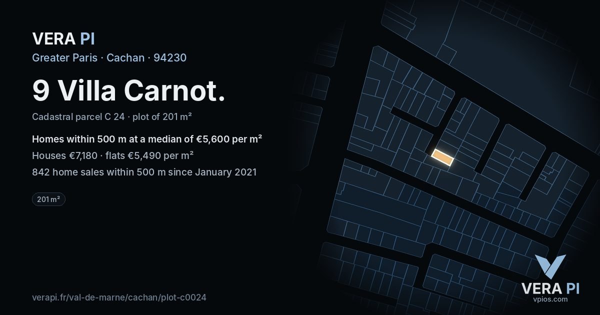 9 Villa Carnot, Cachan at night – the plot lit, the parcels around coloured by the prices near them