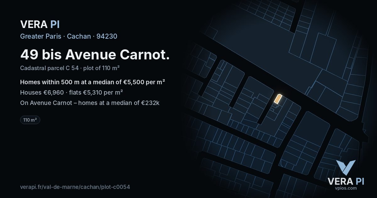 49 bis Avenue Carnot, Cachan at night – the plot lit, the parcels around coloured by the prices near them