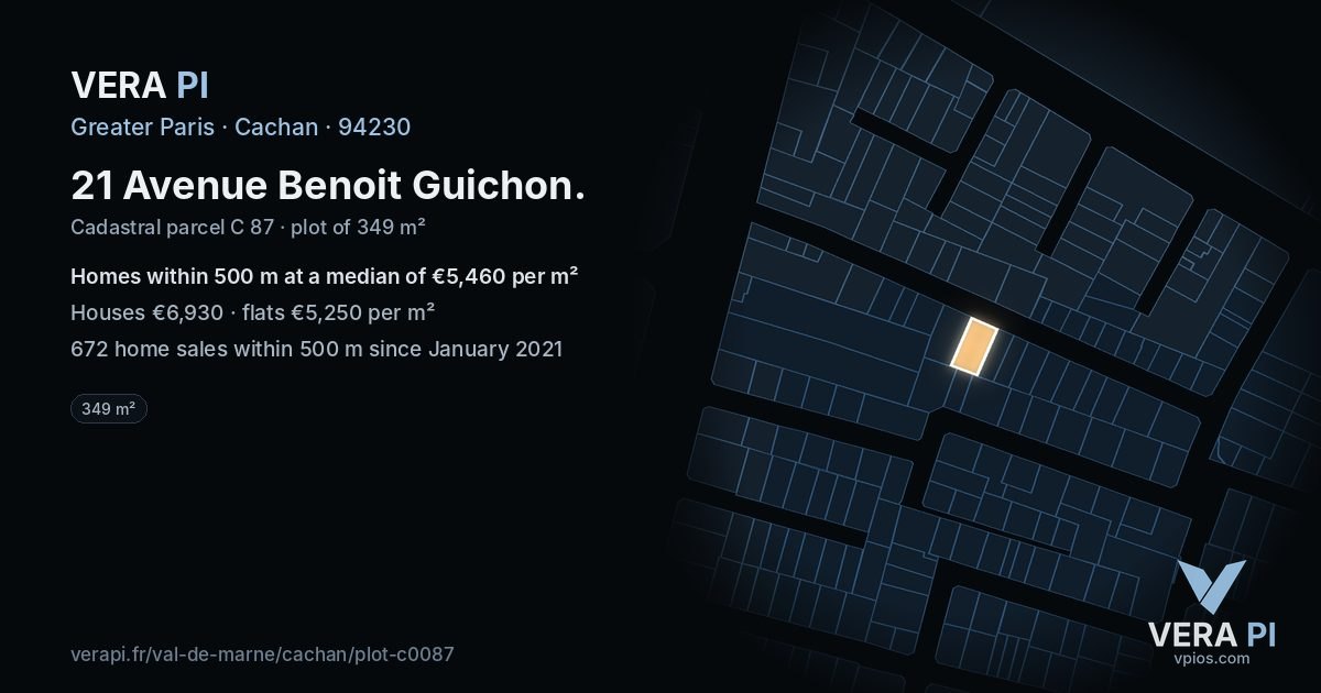 21 Avenue Benoit Guichon, Cachan at night – the plot lit, the parcels around coloured by the prices near them