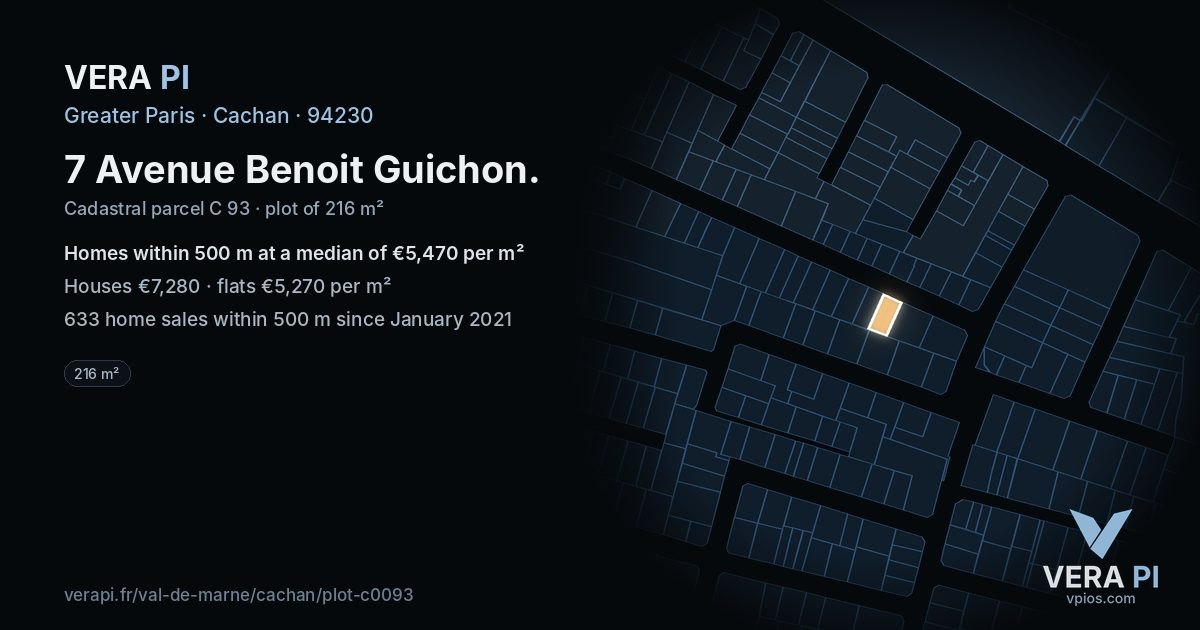 7 Avenue Benoit Guichon, Cachan at night – the plot lit, the parcels around coloured by the prices near them