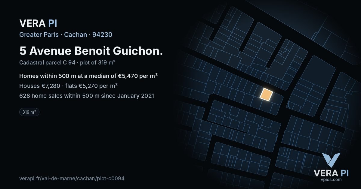 5 Avenue Benoit Guichon, Cachan at night – the plot lit, the parcels around coloured by the prices near them