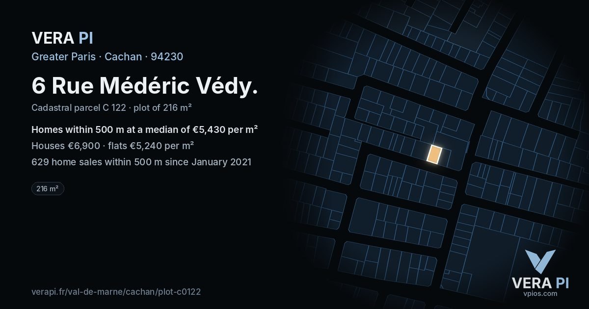 6 Rue Médéric Védy, Cachan at night – the plot lit, the parcels around coloured by the prices near them