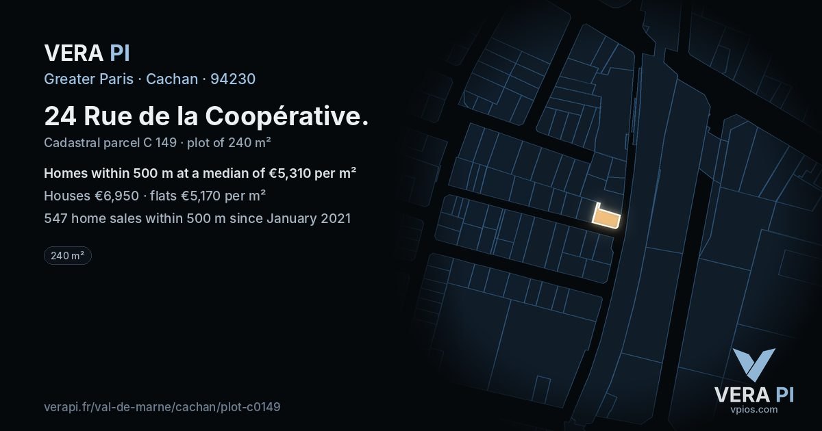 24 Rue de la Coopérative, Cachan at night – the plot lit, the parcels around coloured by the prices near them