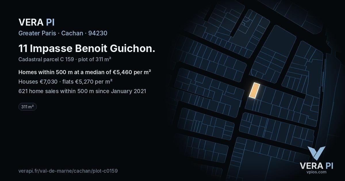11 Impasse Benoit Guichon, Cachan at night – the plot lit, the parcels around coloured by the prices near them