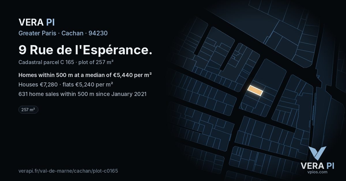 9 Rue de l'Espérance, Cachan at night – the plot lit, the parcels around coloured by the prices near them