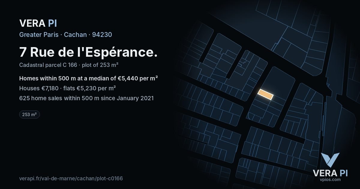 7 Rue de l'Espérance, Cachan at night – the plot lit, the parcels around coloured by the prices near them