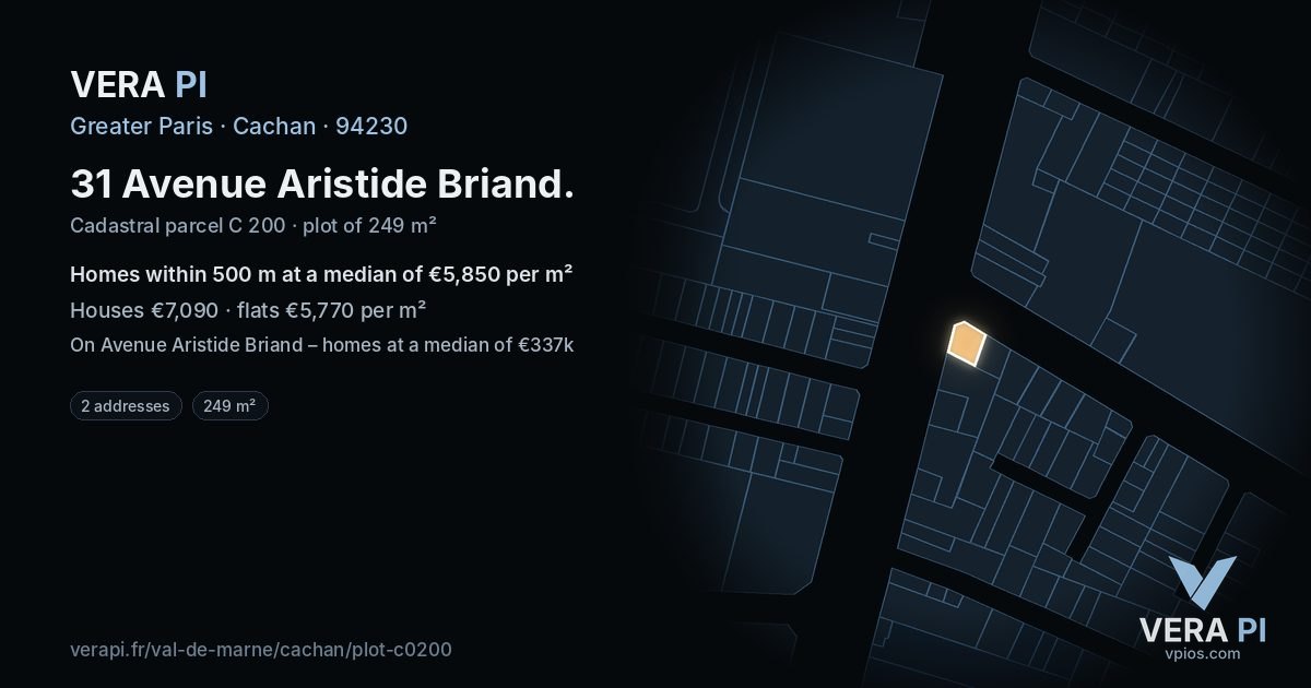 31 Avenue Aristide Briand, Cachan at night – the plot lit, the parcels around coloured by the prices near them