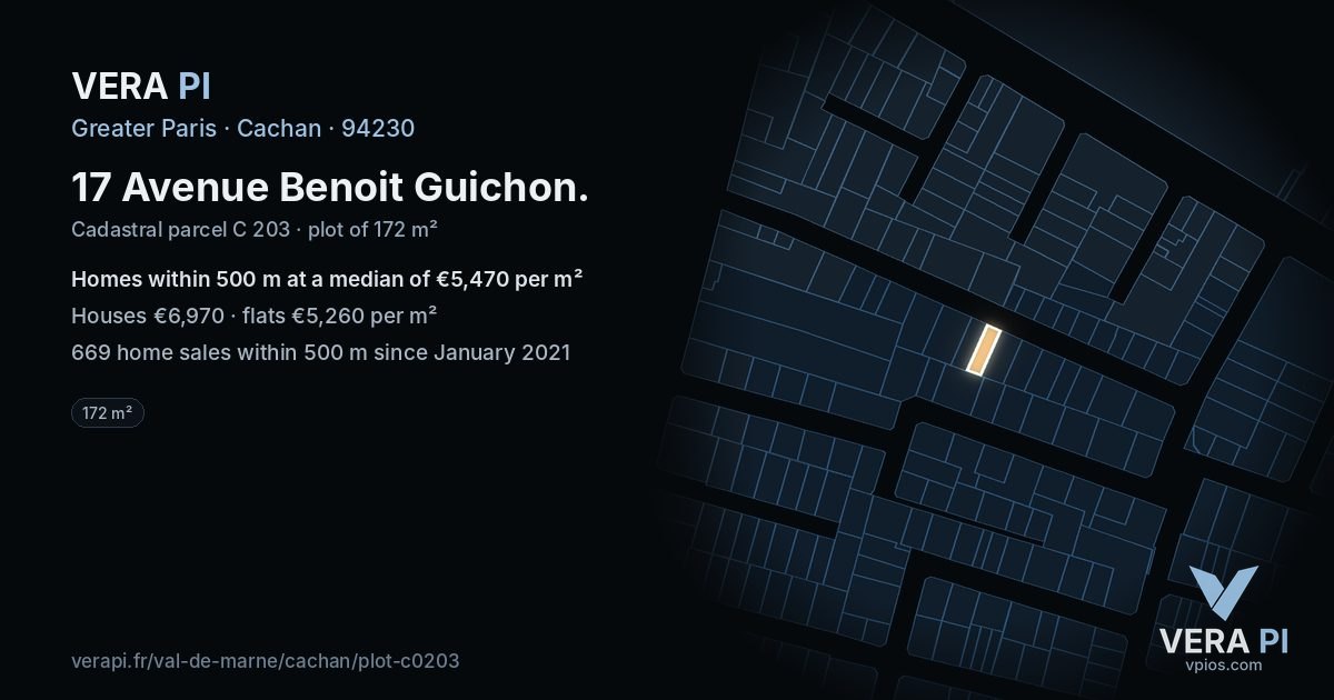 17 Avenue Benoit Guichon, Cachan at night – the plot lit, the parcels around coloured by the prices near them