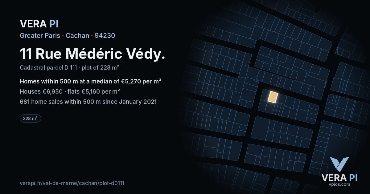 11 Rue Médéric Védy, Cachan at night – the plot lit, the parcels around coloured by the prices near them
