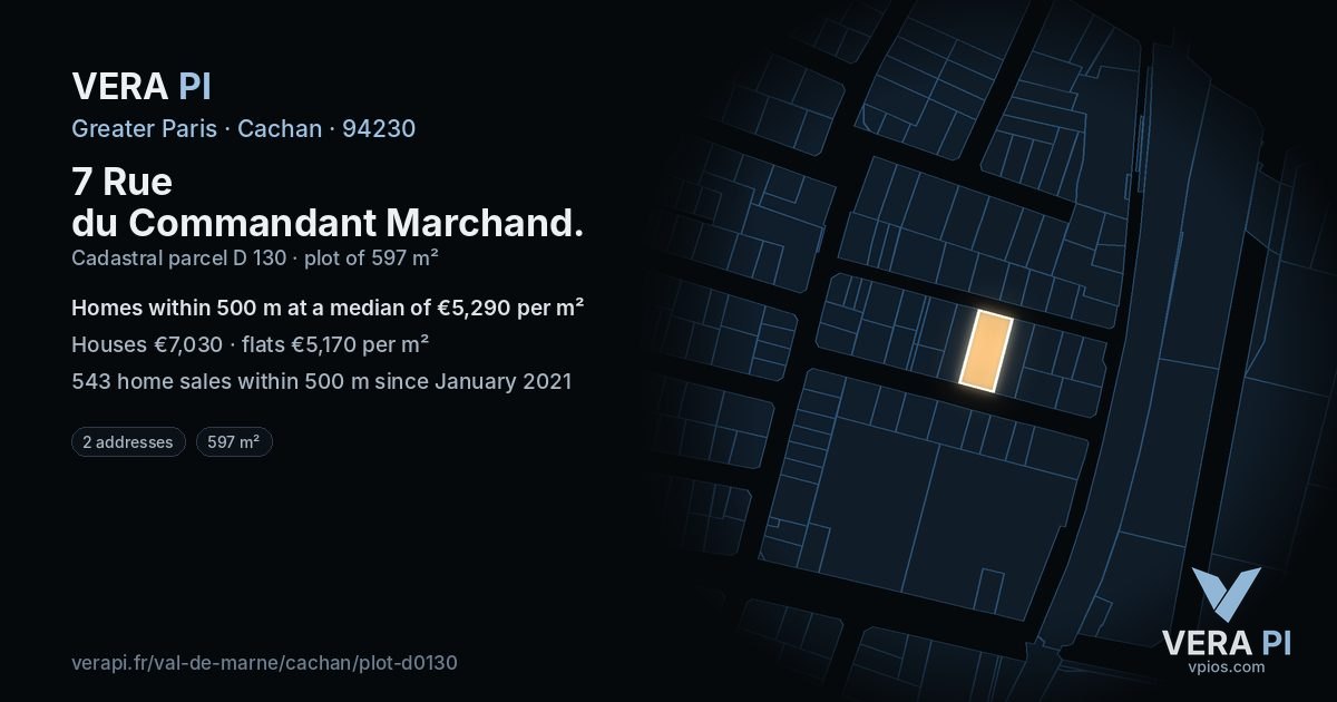 7 Rue du Commandant Marchand, Cachan at night – the plot lit, the parcels around coloured by the prices near them