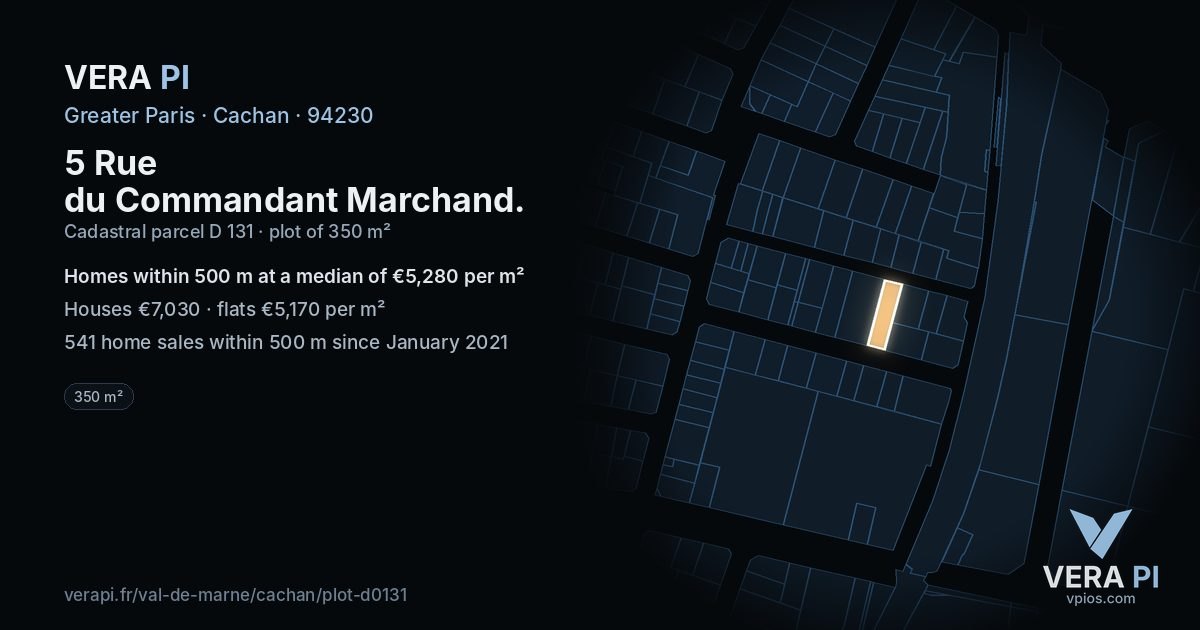 5 Rue du Commandant Marchand, Cachan at night – the plot lit, the parcels around coloured by the prices near them