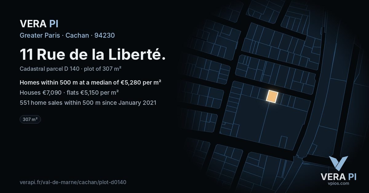 11 Rue de la Liberté, Cachan at night – the plot lit, the parcels around coloured by the prices near them