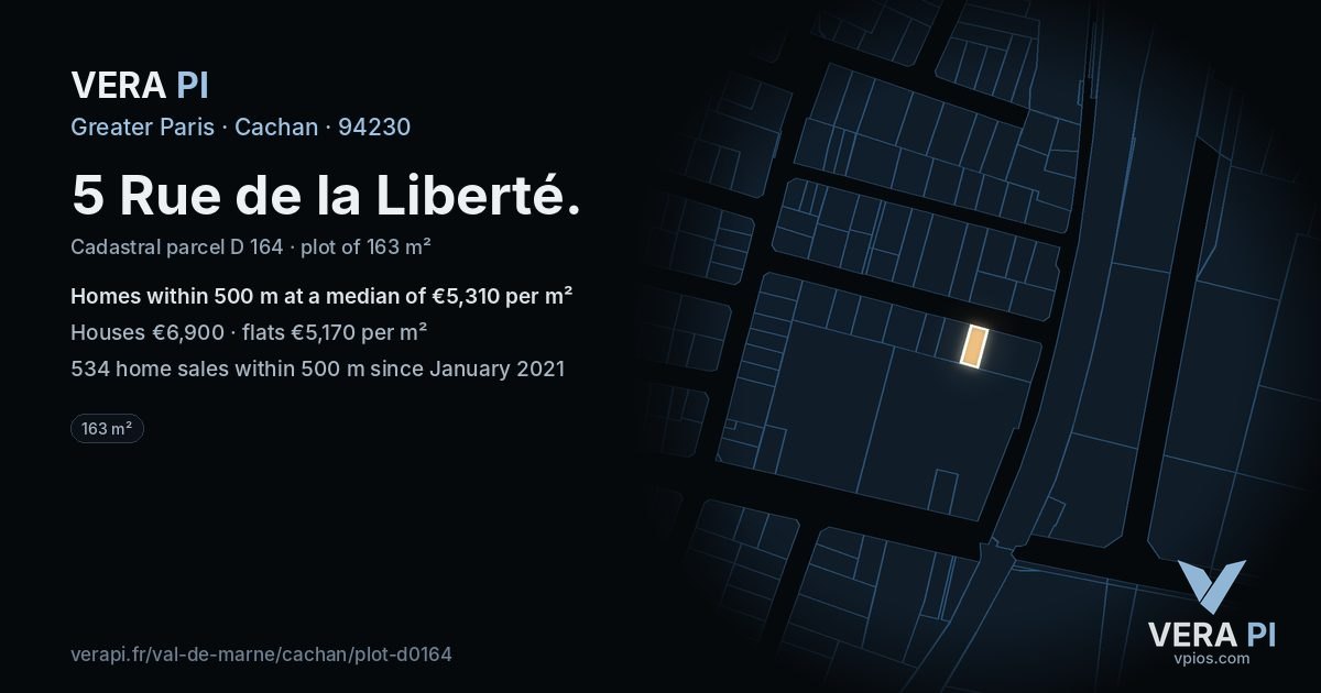 5 Rue de la Liberté, Cachan at night – the plot lit, the parcels around coloured by the prices near them