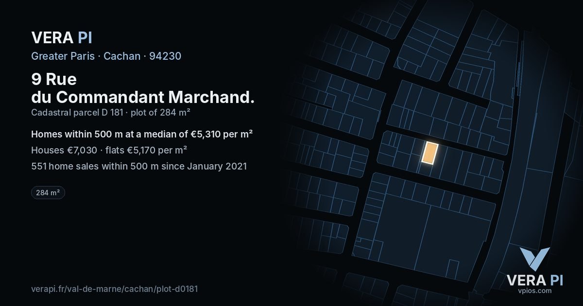 9 Rue du Commandant Marchand, Cachan at night – the plot lit, the parcels around coloured by the prices near them
