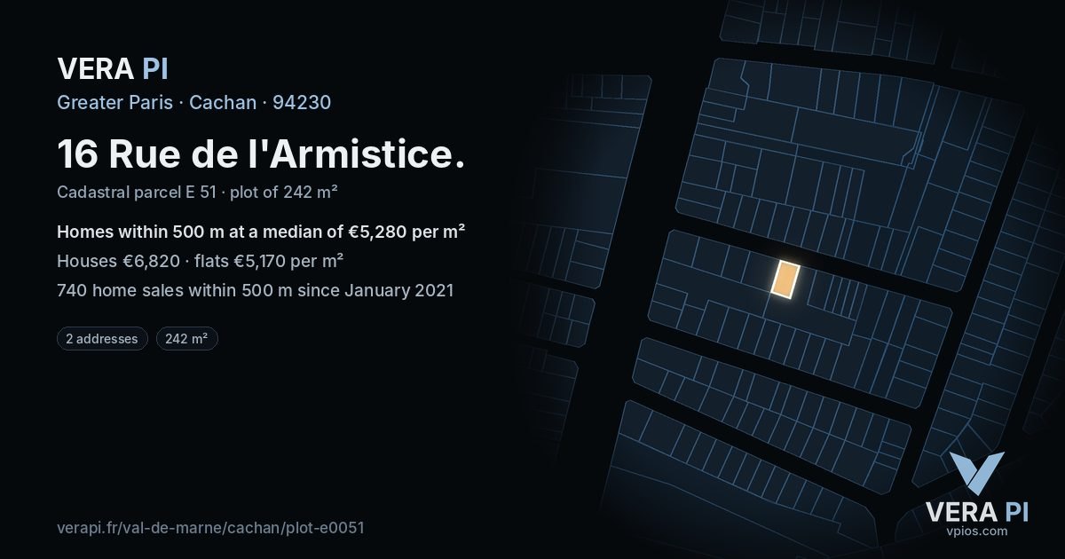 16 Rue de l'Armistice, Cachan at night – the plot lit, the parcels around coloured by the prices near them