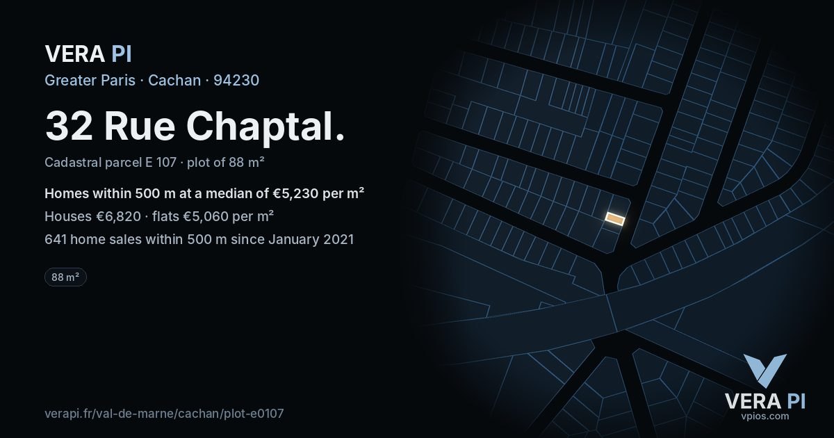 32 Rue Chaptal, Cachan at night – the plot lit, the parcels around coloured by the prices near them