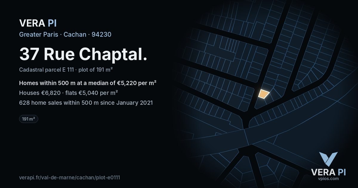 37 Rue Chaptal, Cachan at night – the plot lit, the parcels around coloured by the prices near them