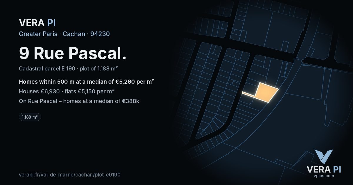 9 Rue Pascal, Cachan at night – the plot lit, the parcels around coloured by the prices near them