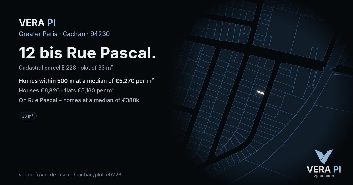 12 bis Rue Pascal, Cachan at night – the plot lit, the parcels around coloured by the prices near them